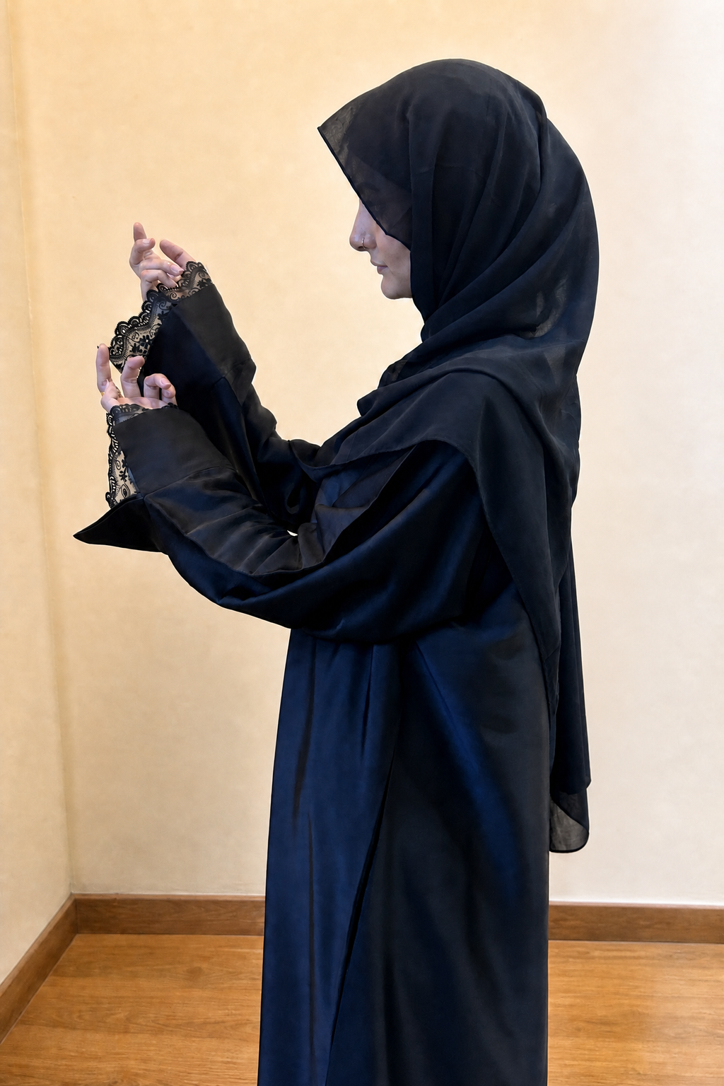 Noor - Royal black Abaya