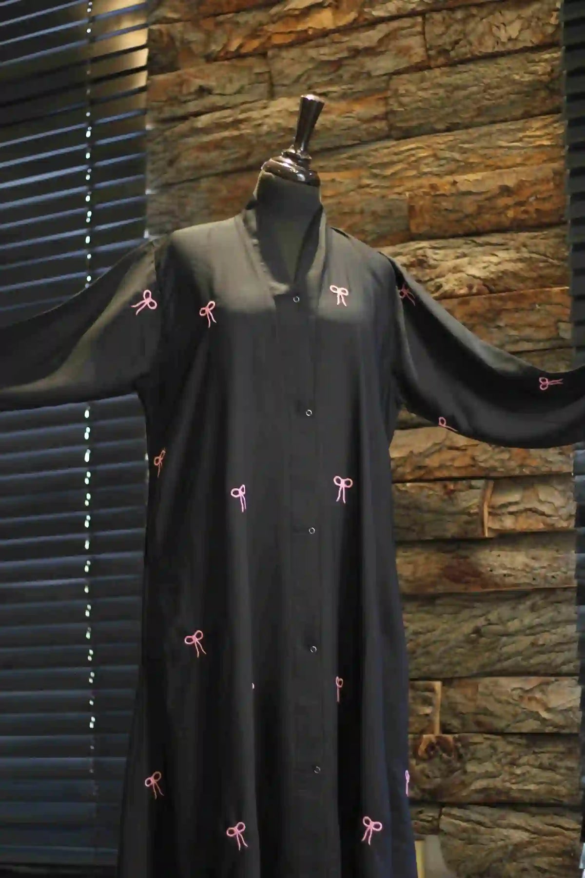Bow Abaya