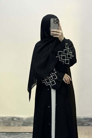 Layali Qamar Abaya Black | Embroidery Front-open