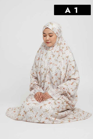 Premium Namaz Chadar with Lace Sleeves - 