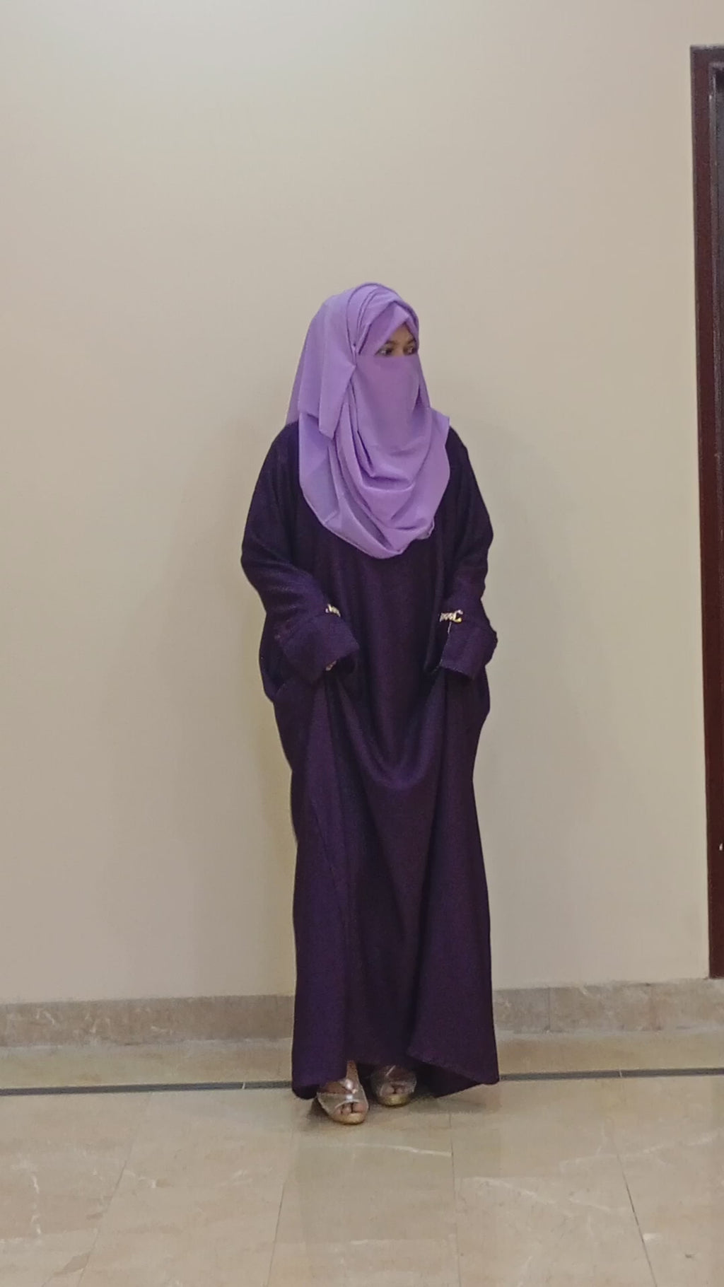 Yasmeen - ABAYA