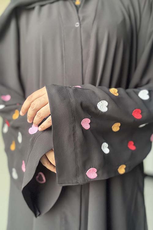 Qalb - Heart Embroidered Abaya - 