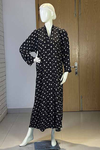 White Qalb Black Abaya | Printed Front-Open